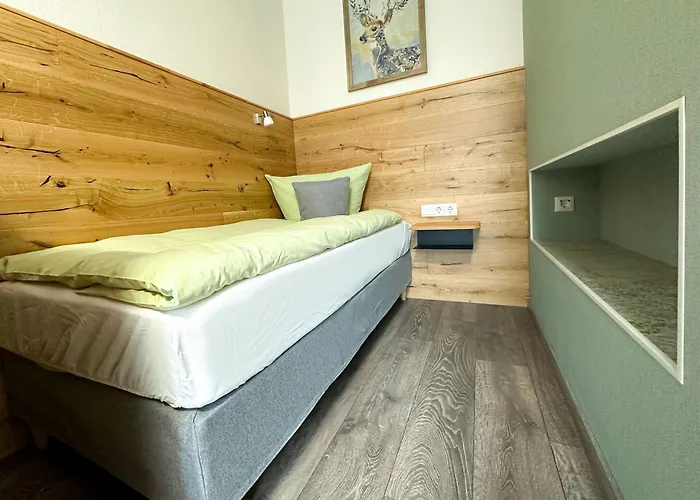 Waldberg Homestay szállás *